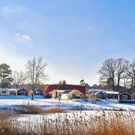 Ferien-& Erlebnispark Ploetzky ホリデーパーク シェーネベック