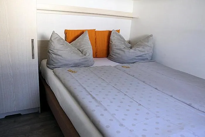 Ferien-& Erlebnispark Ploetzky ホリデーパーク